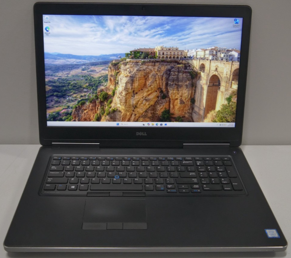 Dell Precision 7720 17.3″ Intel i7-7820HQ 32GB Quadro M1200 768 SSD Storage