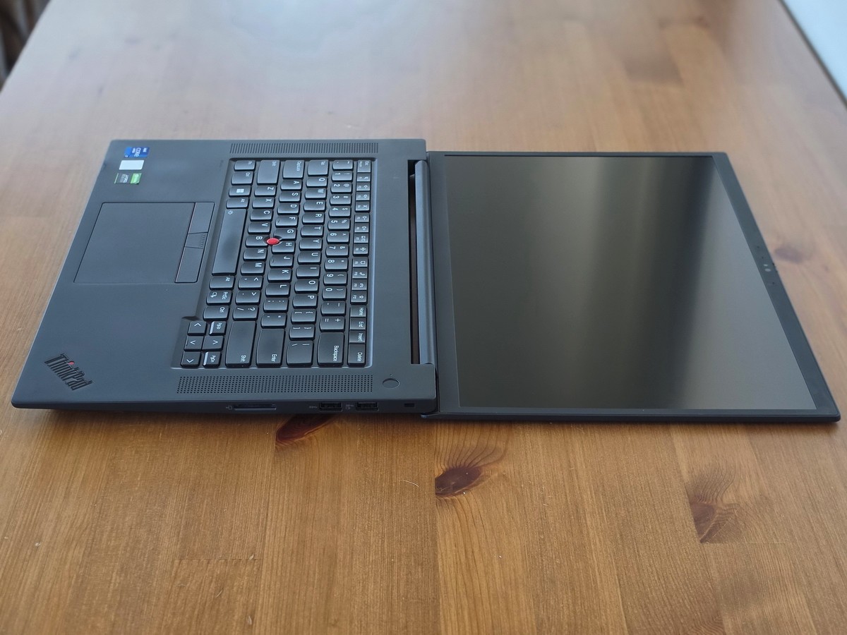 Lenovo ThinkPad X1 Extreme Gen 4 i7-11850H 16″ 4K 3840×2400 16GB NVIDIA RTX 3050