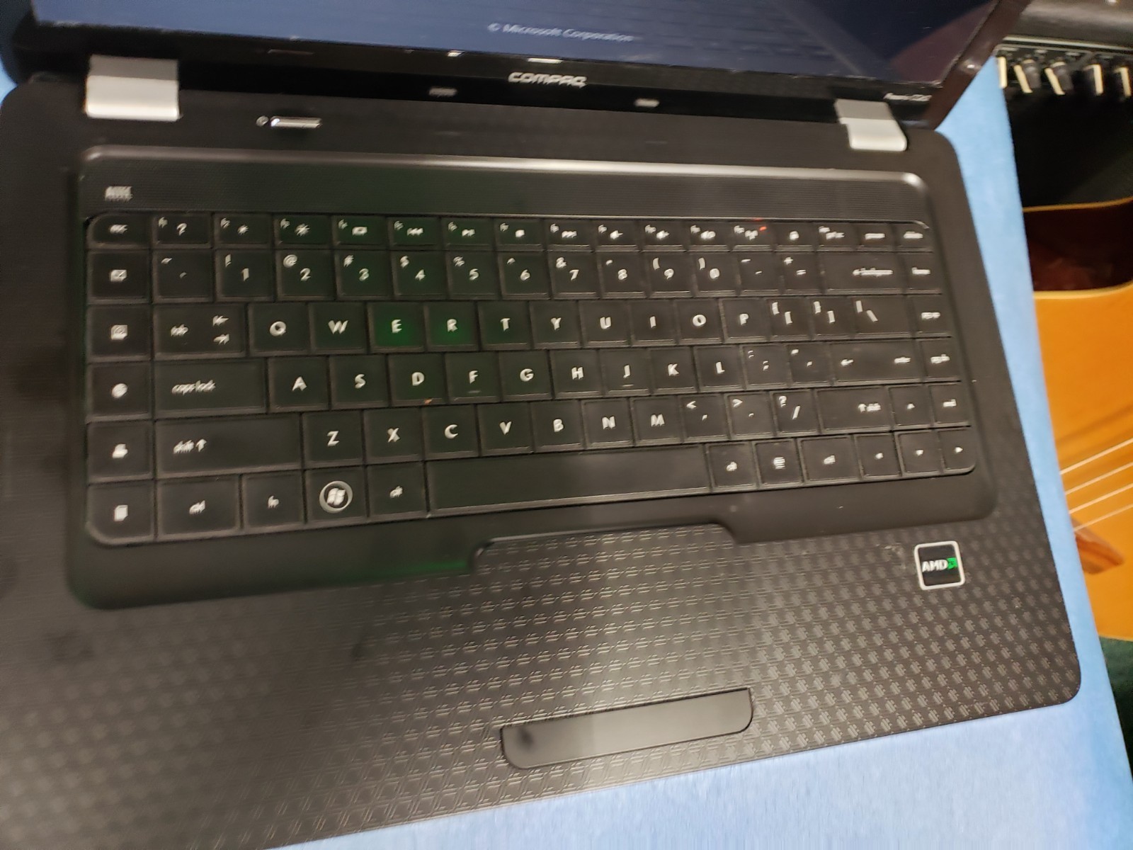 Compaq Presario CQ62 Laptop PARTS ONLY AMD V120 CPU 2GB ram 320gb