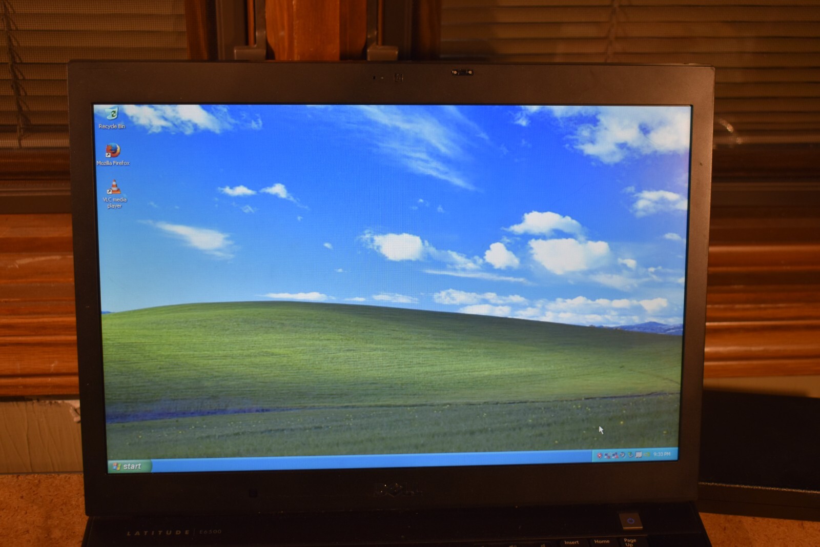 Dell Latitude E6500 Core 2 Duo P8700 3GB RAM 160GB HDD Windows XP Pro NVidia NVS