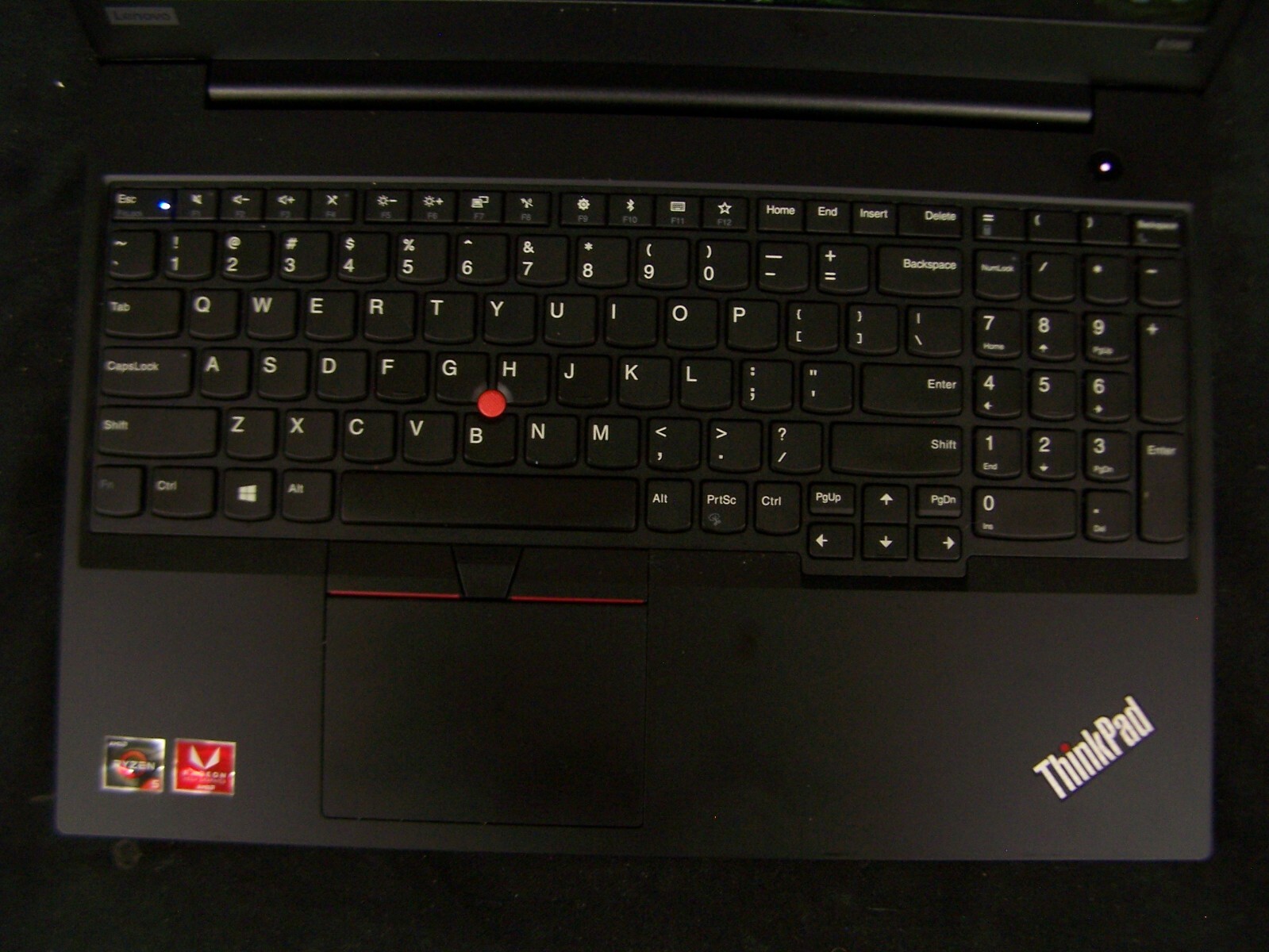 Lenovo Thinkpad E595 20nf-0012us 15.6″ Laptop Computer AMD Ryzen 5