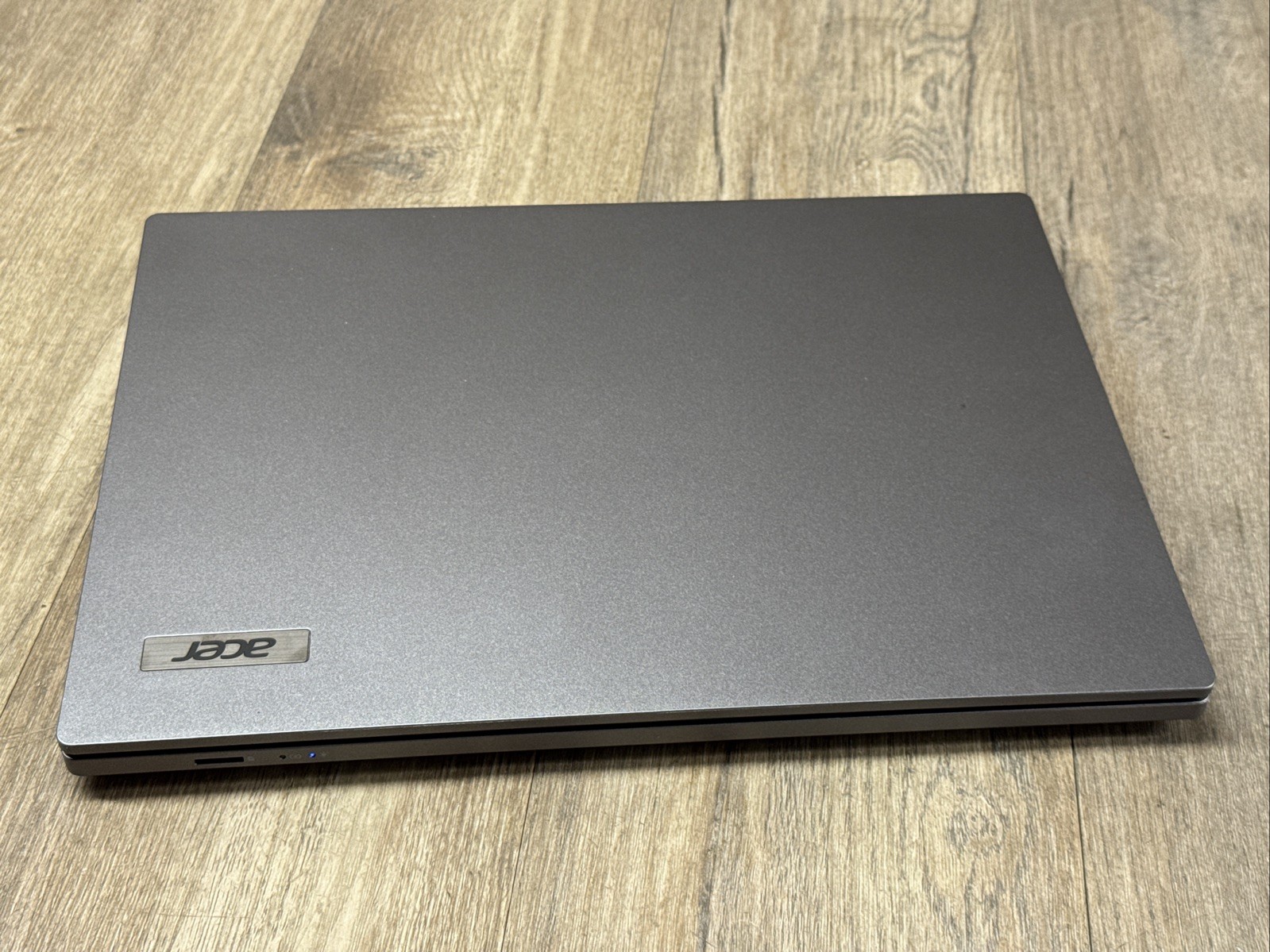 Acer TravelMate P214 i5 2.40GHz 8GB RAM 256GB SSD 14in