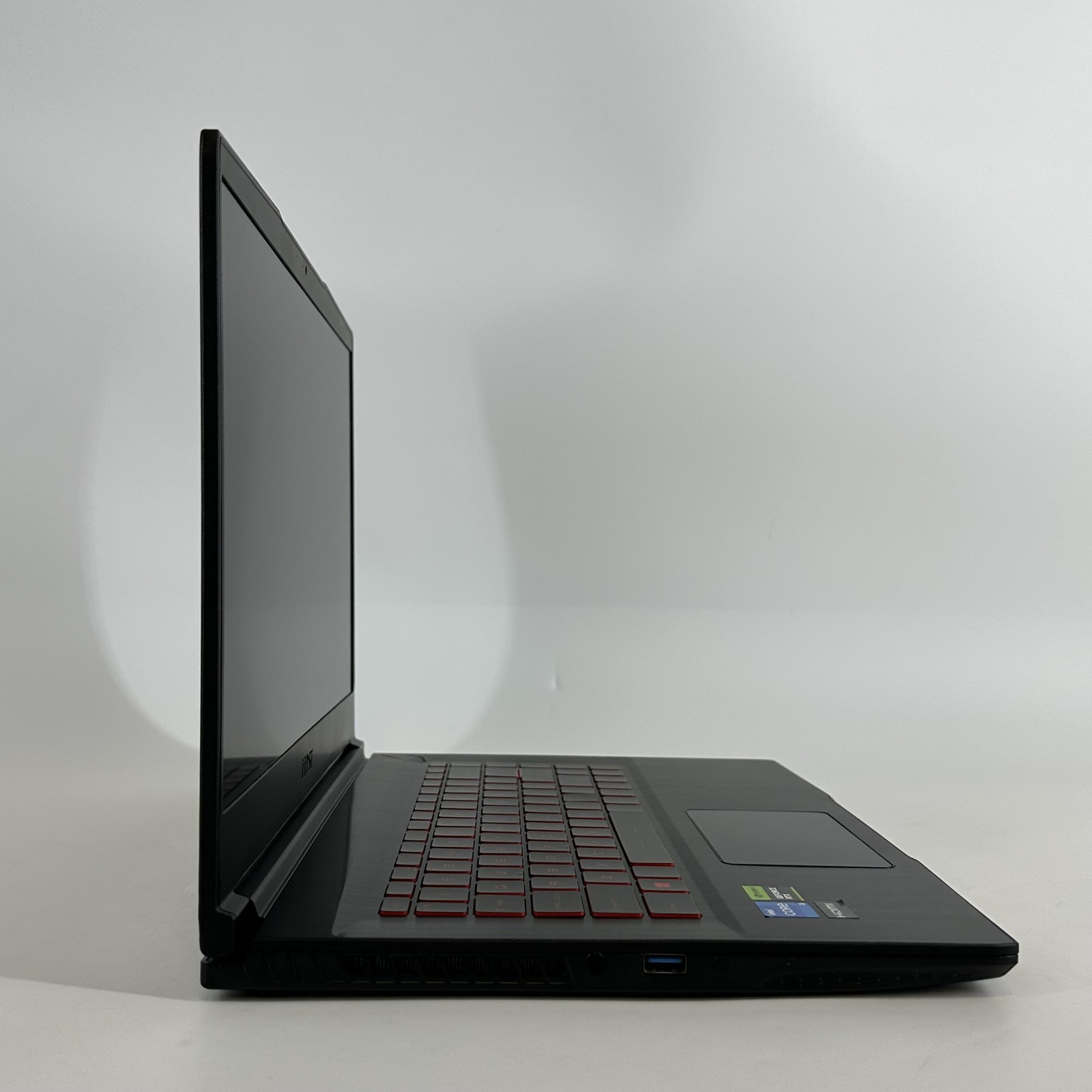 MSI Thin GF63 15.6 FHD 2.0 GHz i5-12450H 24GB 512GB SSD RTX 2050 FRAME SPLIT