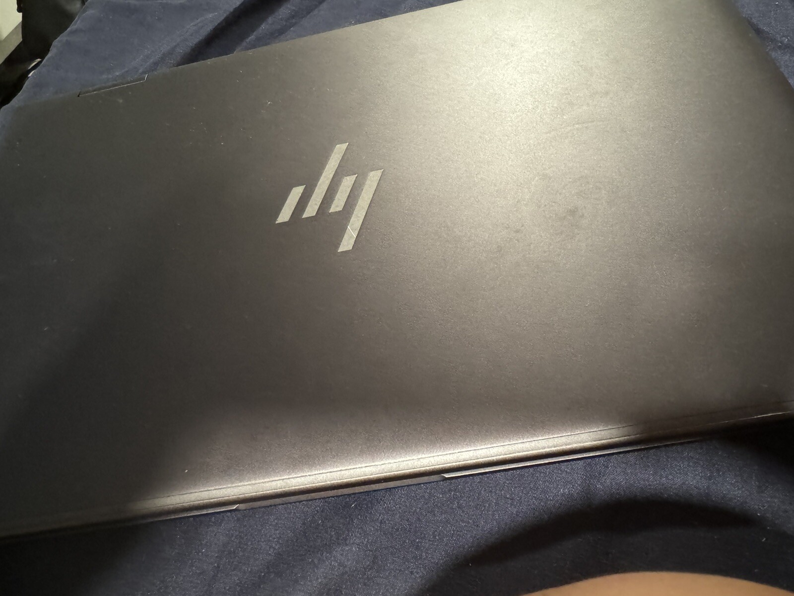 HP ENVY x360 15.6″ (256GB SSD, AMD Ryzen 5, 4.30 GHz, 8GB) Notebook/Laptop -…