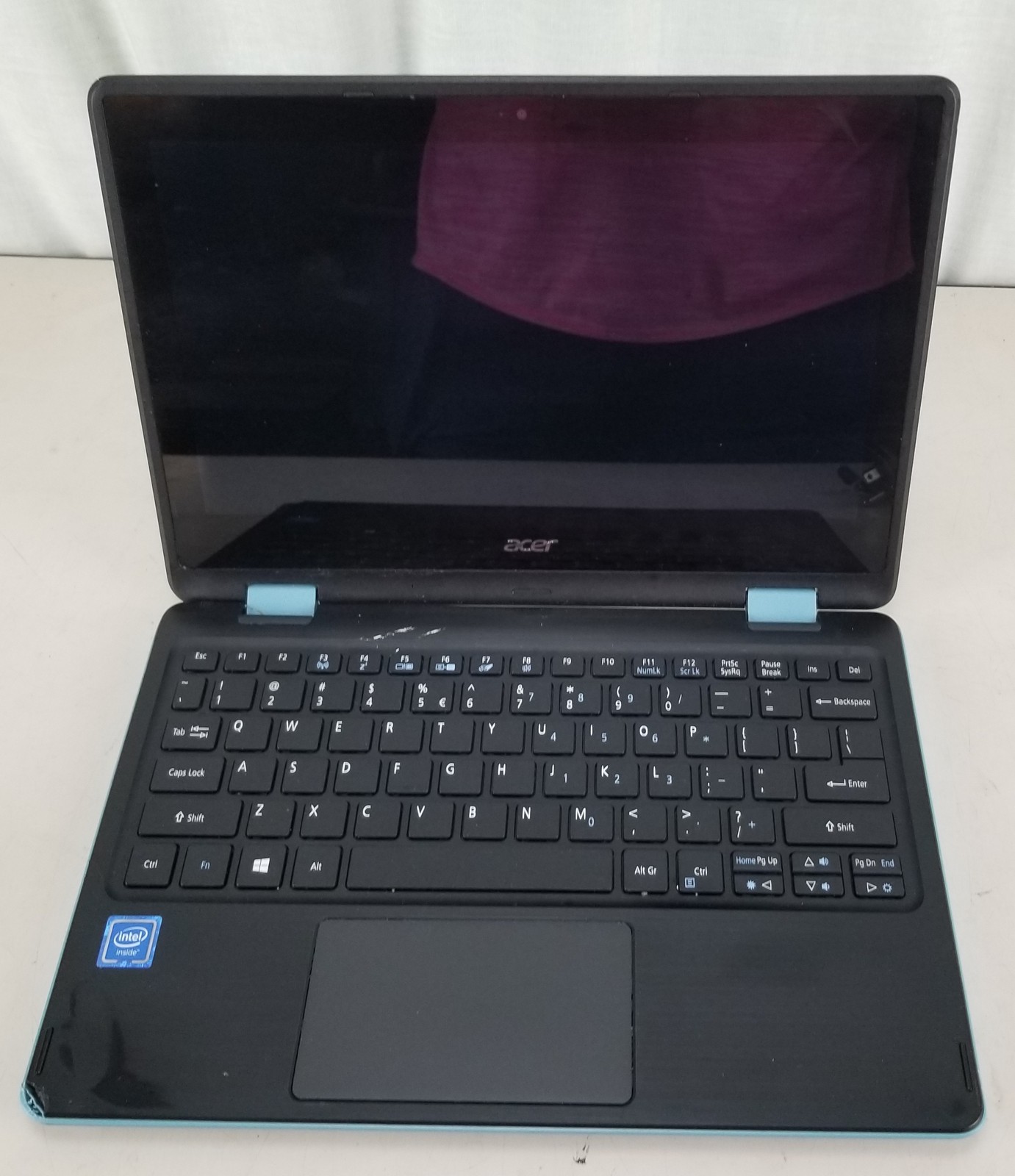 FOR PARTS Acer Spin 1 SP111-31 Celeron N3350 @ 1.10GHz 4GB 32GB SSD WIN 10 HOME