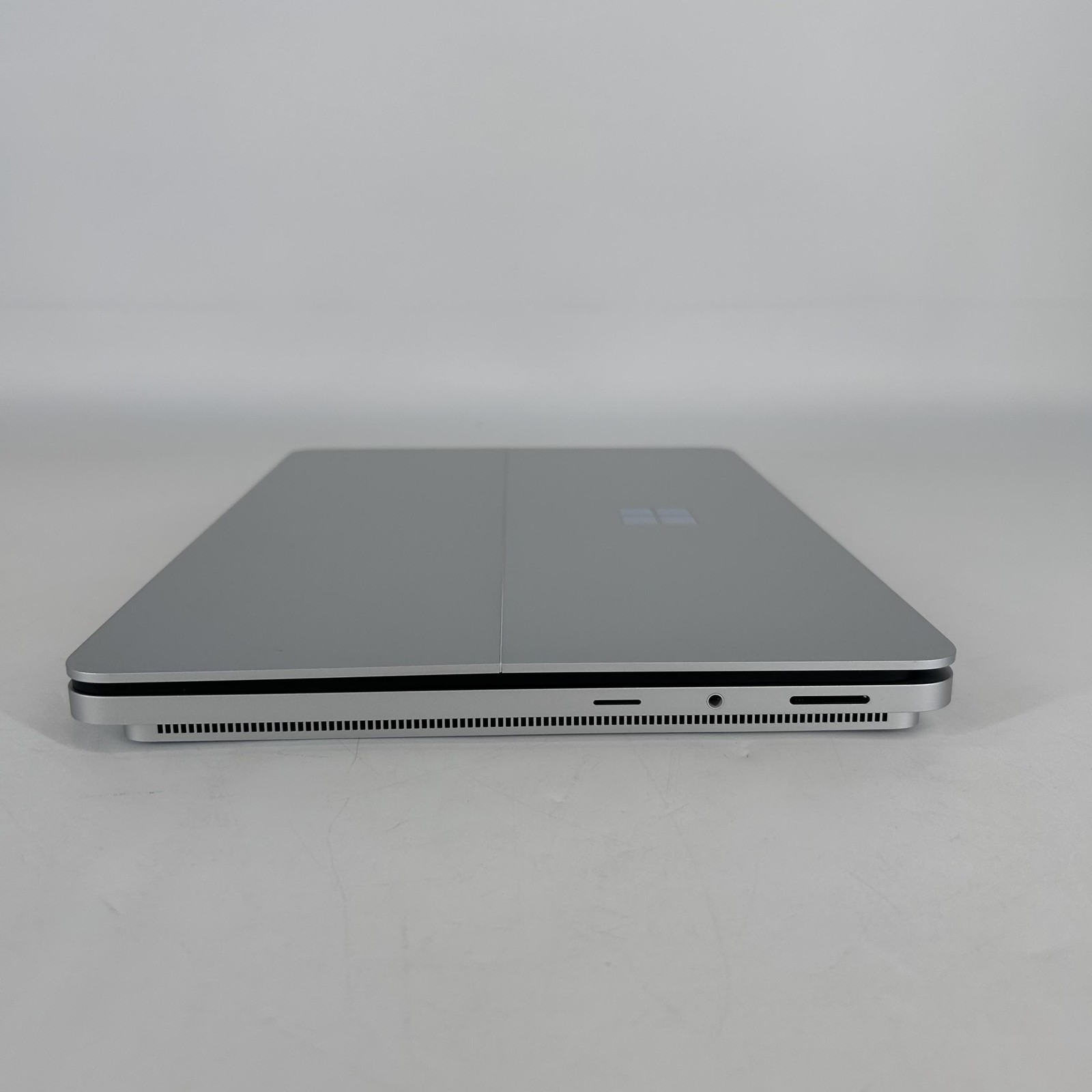 Microsoft Surface Laptop Studio 2 14.4 2K TOUCH i7-13800H 32GB 1TB RTX 2000 Ada