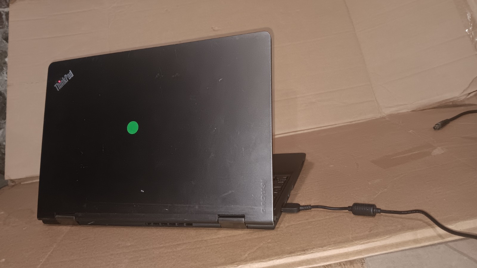 Lenovo ThinkPad Yoga 15 Core i5-5200 @ 2.2 GHz 15.6 convertible LCD screen 20DQ