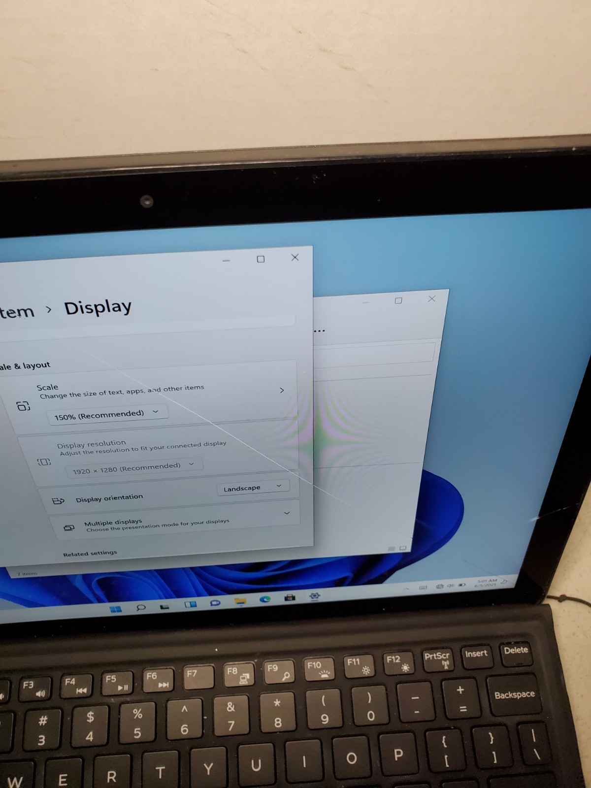 Dell Latitude 5285 i7-7600U 16GB RAM 256GB SSD Win11 CRACKED LCD! #69