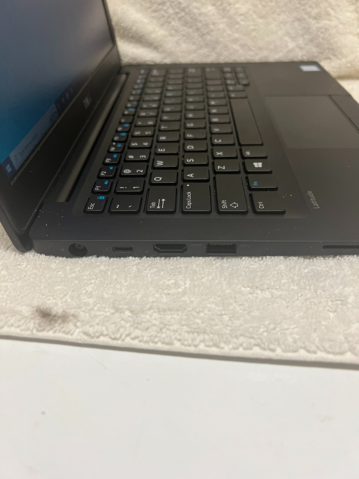 DELL LATITUDE 7280 WIN 10 PRO 256GB M.2 PCIE 8GB RAM I7-6TH GEN