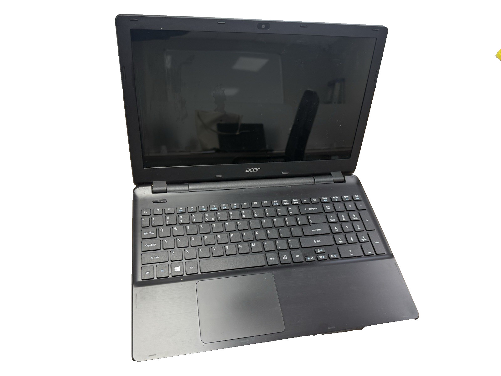 Acer Aspire E5-521 AMD E2-6110 4GB DDR3 No HDD USED Laptop