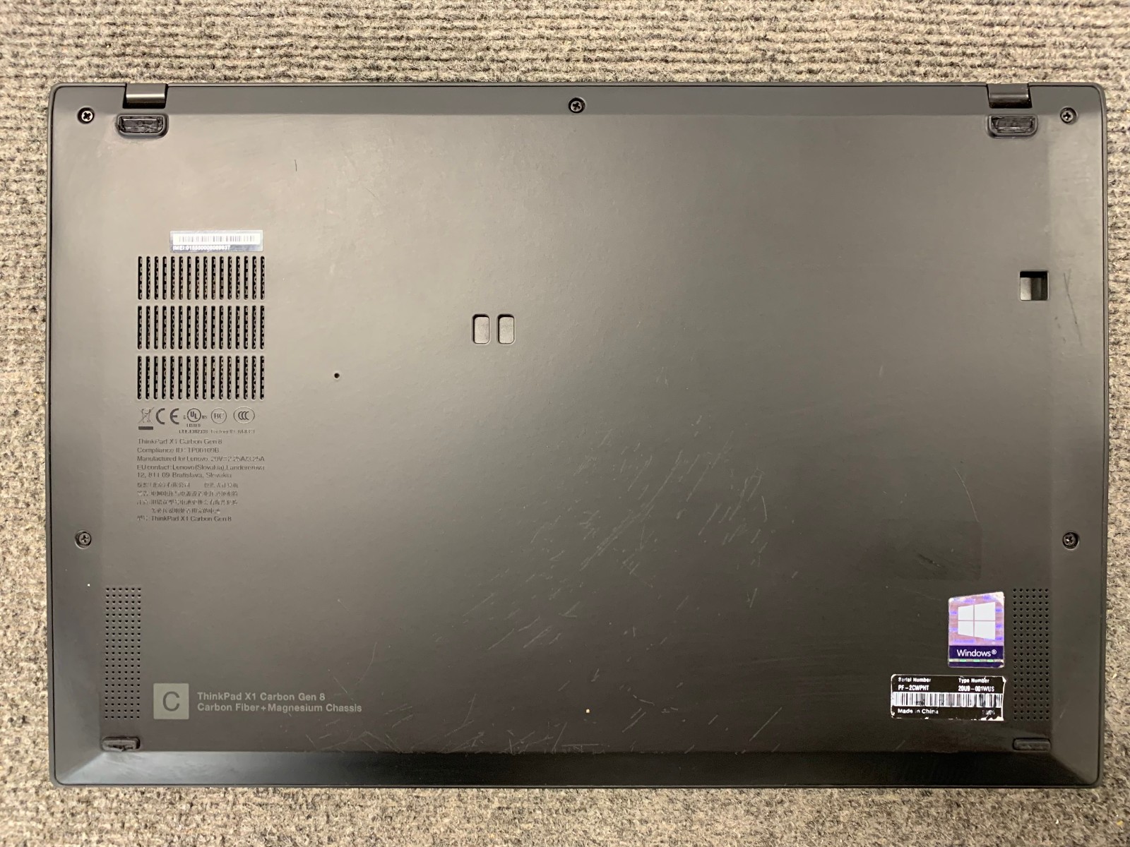 Lenovo ThinkPad X1 Carbon Gen 8 14″ i7-10610U 16GB RAM 512GB NVMe, Boots to BIOS