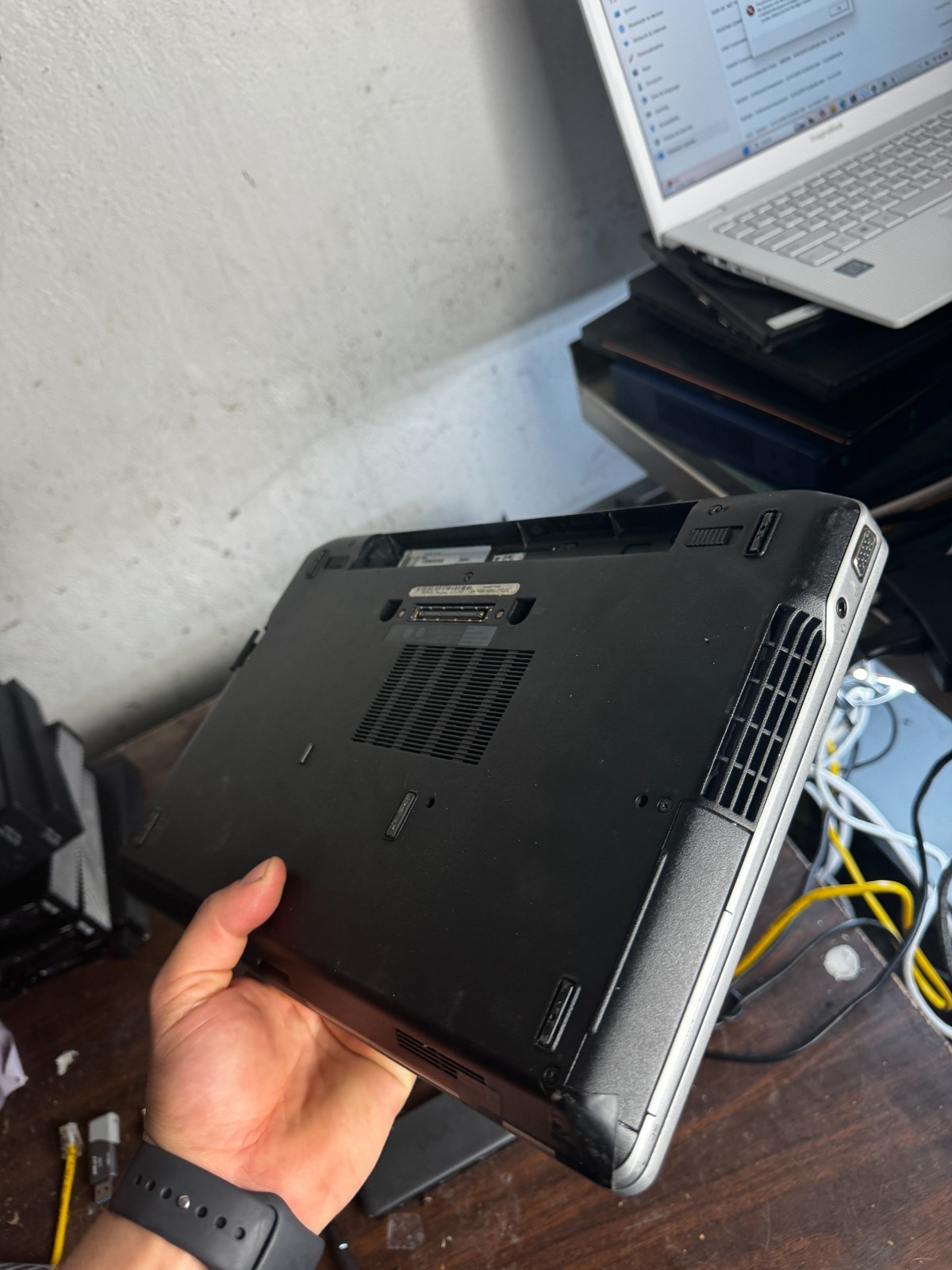 Dell Latitude E6330 Laptop for Parts/Repair #5914