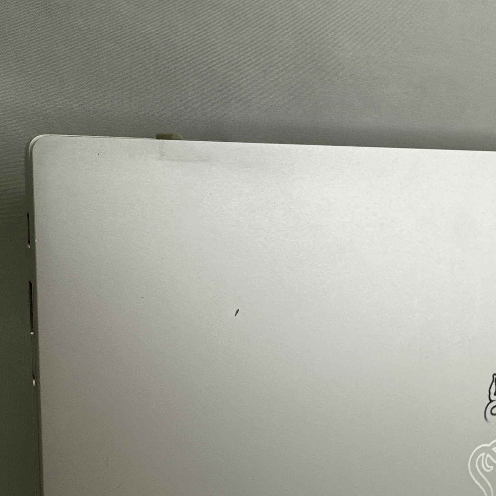 Razer Book 13 Touch Laptop i7-1165G7 16gb Ram 512gb SSD Chroma RGB