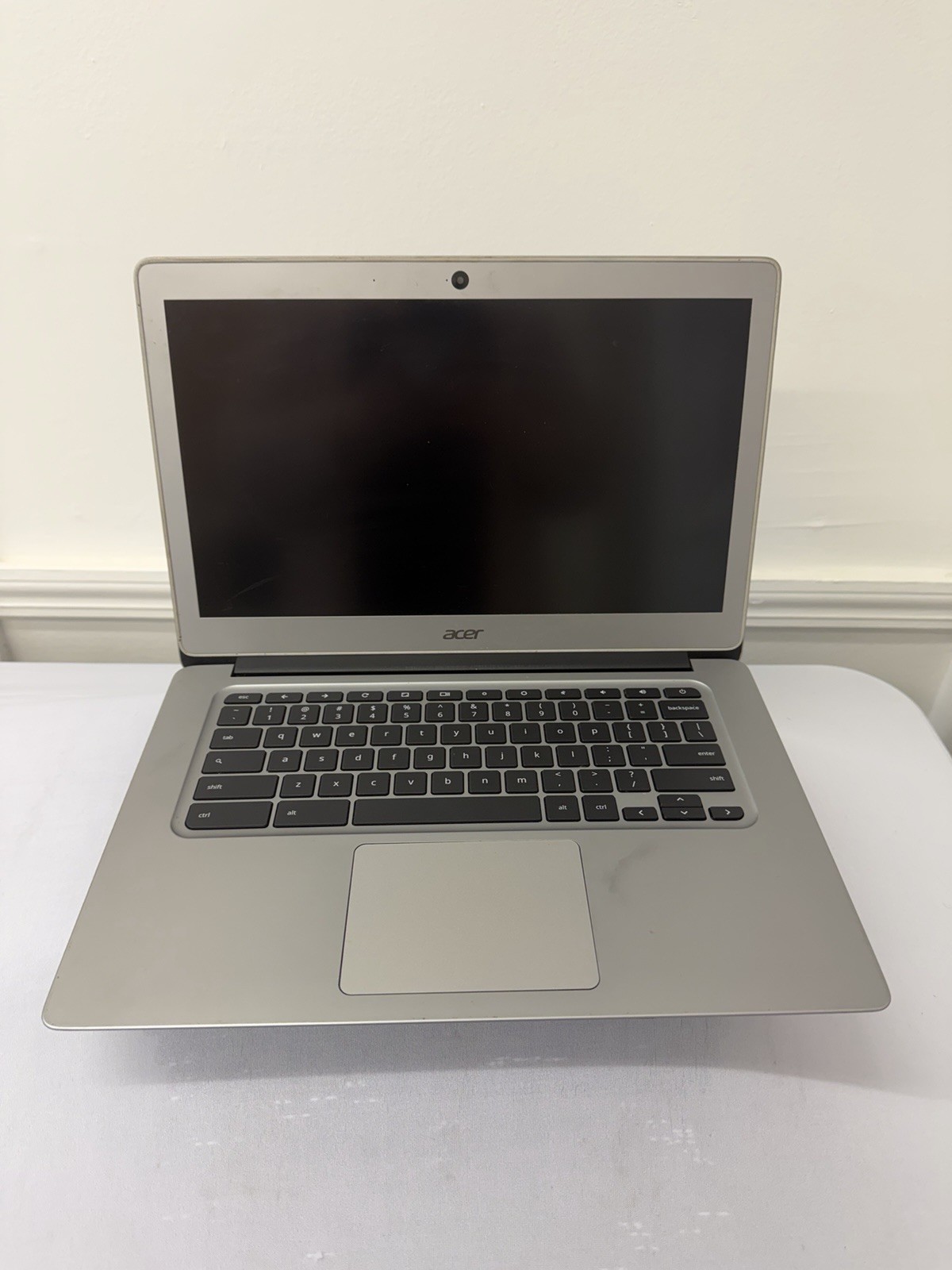 Acer Chromebook Laptop – Intel Celeron N3160 – RAM 4GB – Read Desc