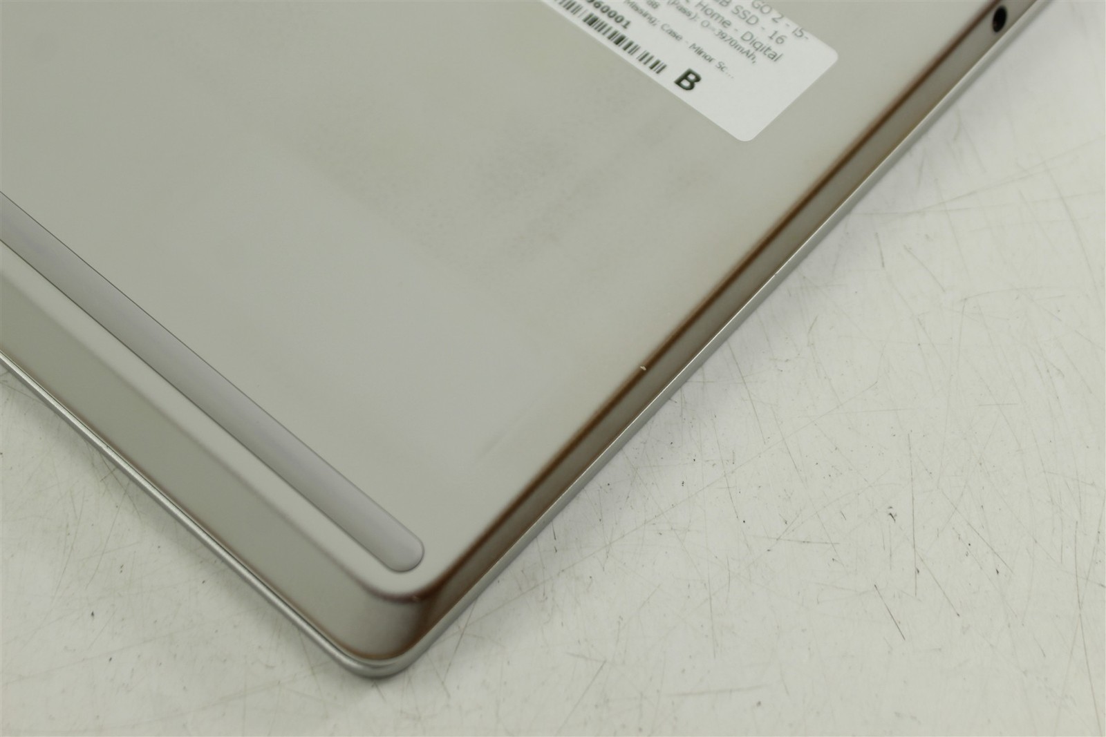 Microsoft Surface Laptop Go 2 2013 12.4″ i5-1135G7 256GB SSD 16GB RAM W11H