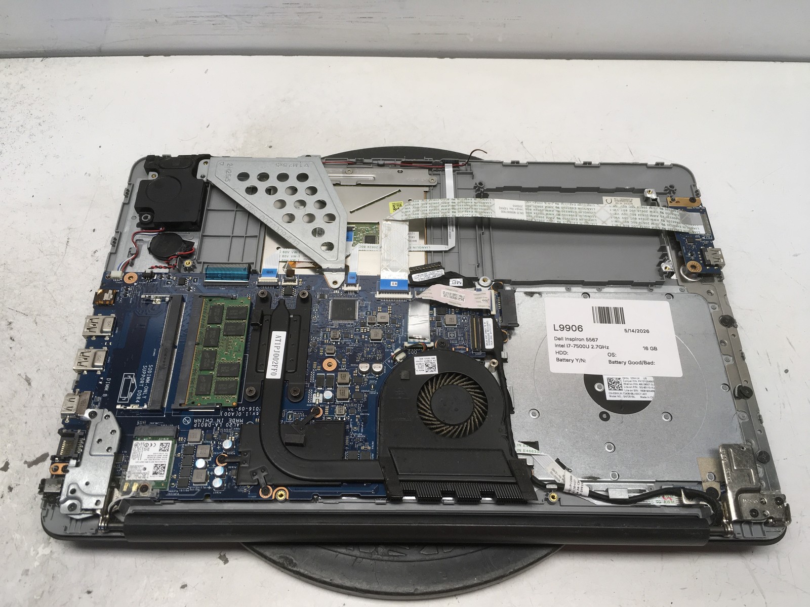 Dell Inspiron 5567 Intel i7-7500U 2.7GHz 16 GB NO HDD No Batt READ