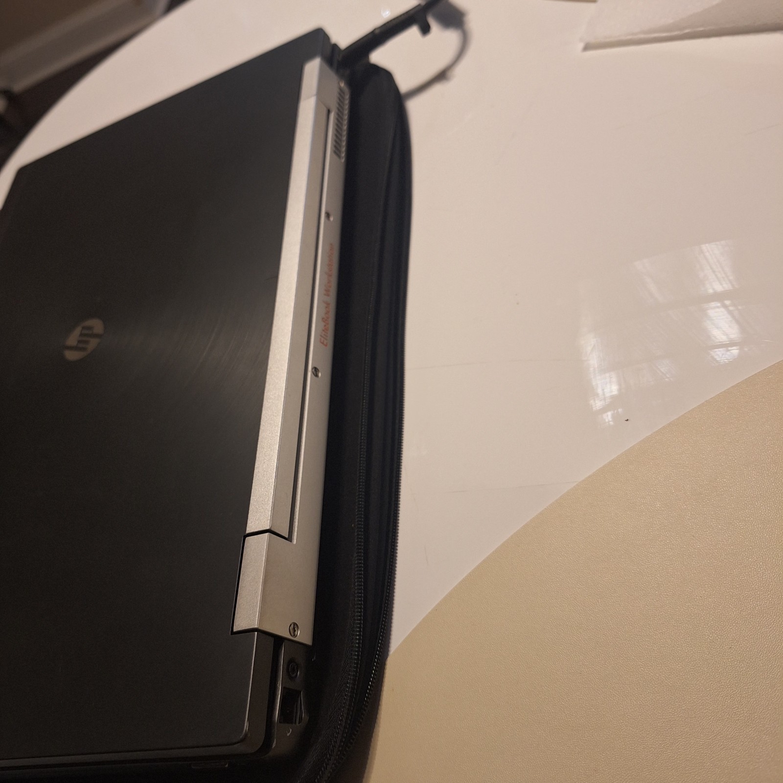 HP EliteBook 8760w – Laptop Intel i7 2nd Gen. 8 GB RAM500 GB HDD‼️READ ALL‼️