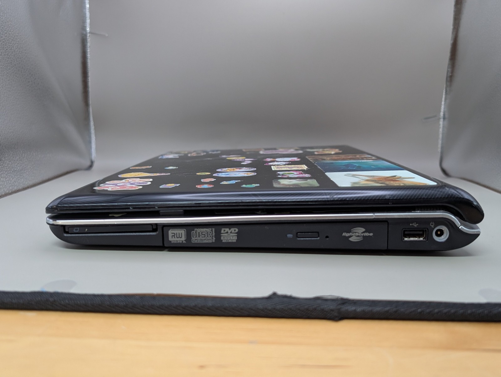 HP Pavilion dv6500 AMD Athlon Dual Core TK55 1.8GHz 1 GB RAM NO HDD NO BATTERY