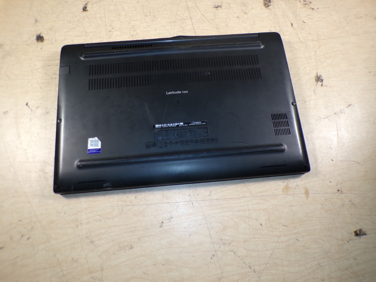 DELL LATITUDE 7490 INTEL CORE I5-7300U 2.60GHZ 8GB RAM **NO BATTERY **NO HD