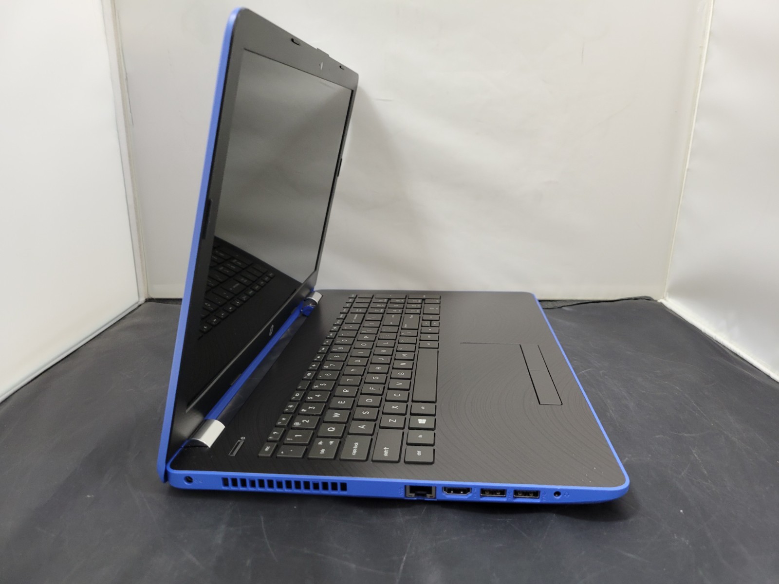HP 15.6′ HD Notebook, Intel 8th I5-8250U 12/2TB win 11 home