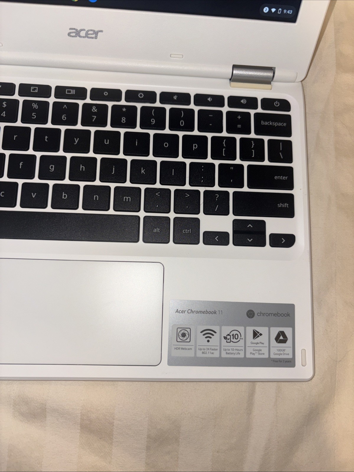 Acer Chromebook R11 N15Q8 11.6″ Touchscreen 2-in-1 Laptop – White