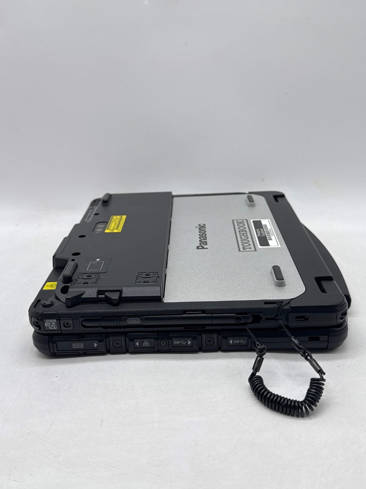 Panasonic Toughbook CF-20 10.1″ Core 15-7y57 8GB RAM 256GB SSD – Marks on Screen