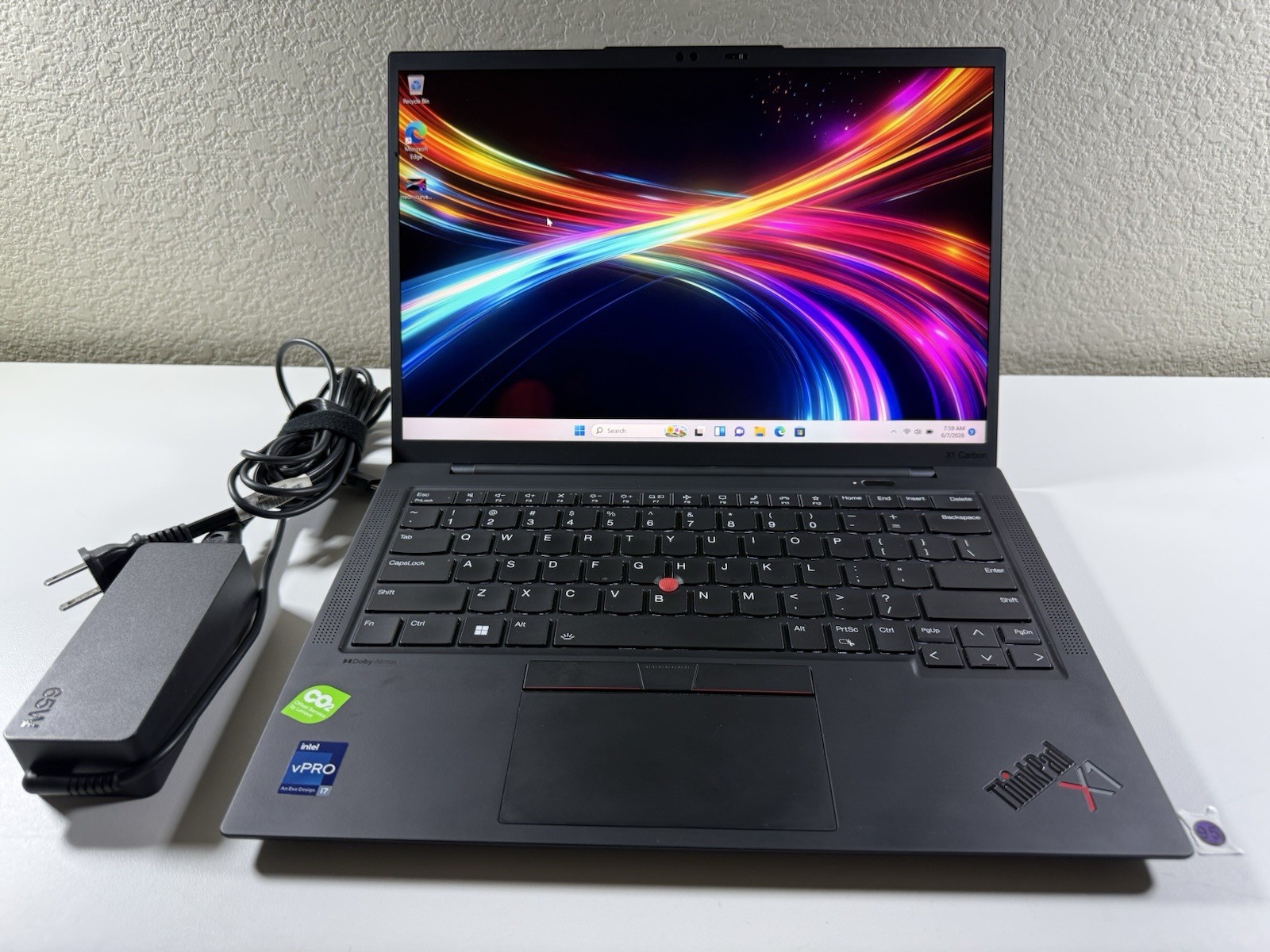 Lenovo Thinkpad X1 Carbon 11th Gen 14″ i7-1365u 16GB 512GB NVME WIN 11 FHD