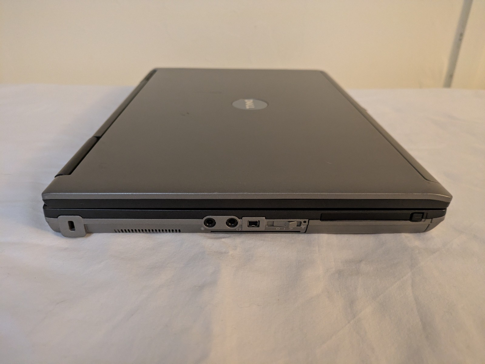 Dell Latitude D630 Laptop 14″ Intel C2D 2.2GHz 4GB RAM 160GB HDD Windows XP 💻