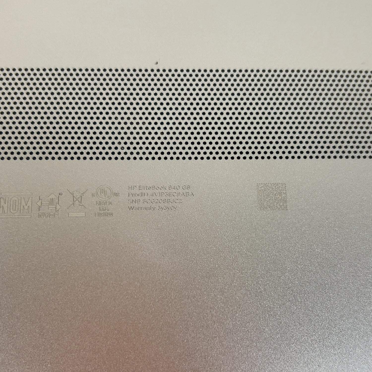 HP EliteBook 840 G8 14″ i5-1145G7 2.6GHz 16GB RAM 256GB SSD