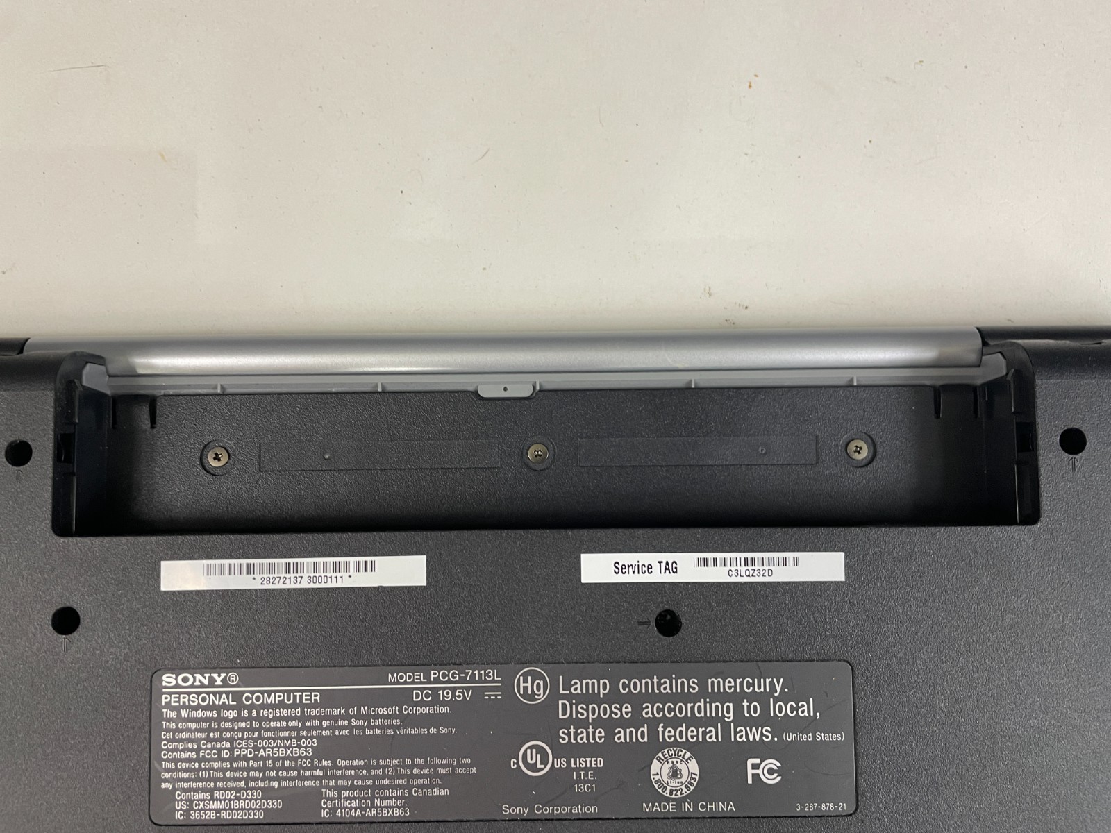 Sony VAIO VGN-NR330E 2GB RAM Pentium Dual Core Laptop Win7 ~ Charger No Battery