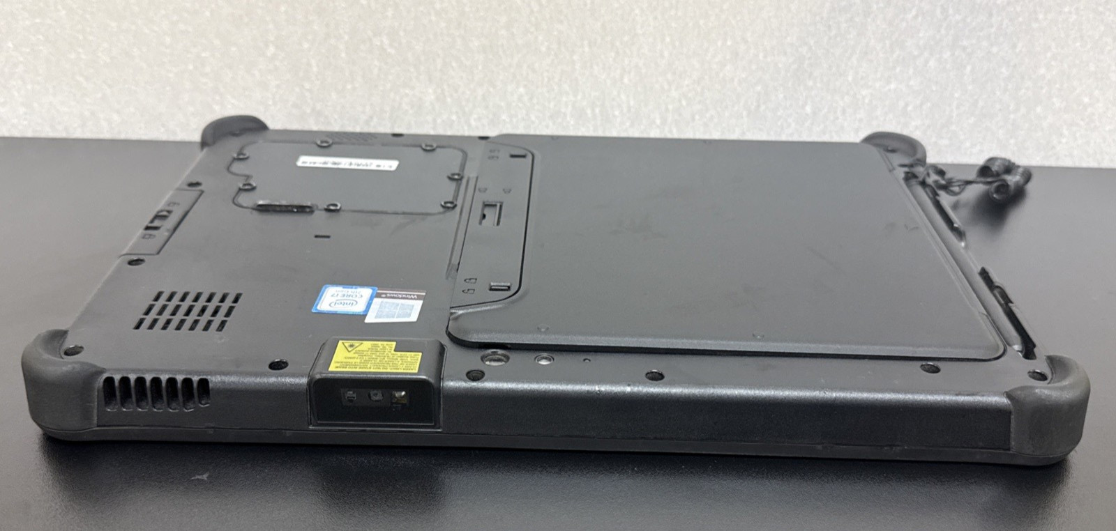 GETAC F110-G4 Rugged Tablet core I7-CPU 8GB-RAM NOSSD