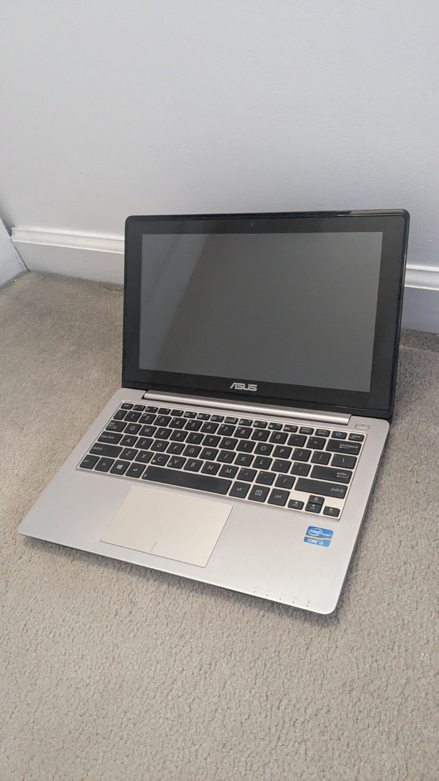 Asus X202E-DH31T Laptop **PARTS ONLY – AS IS**