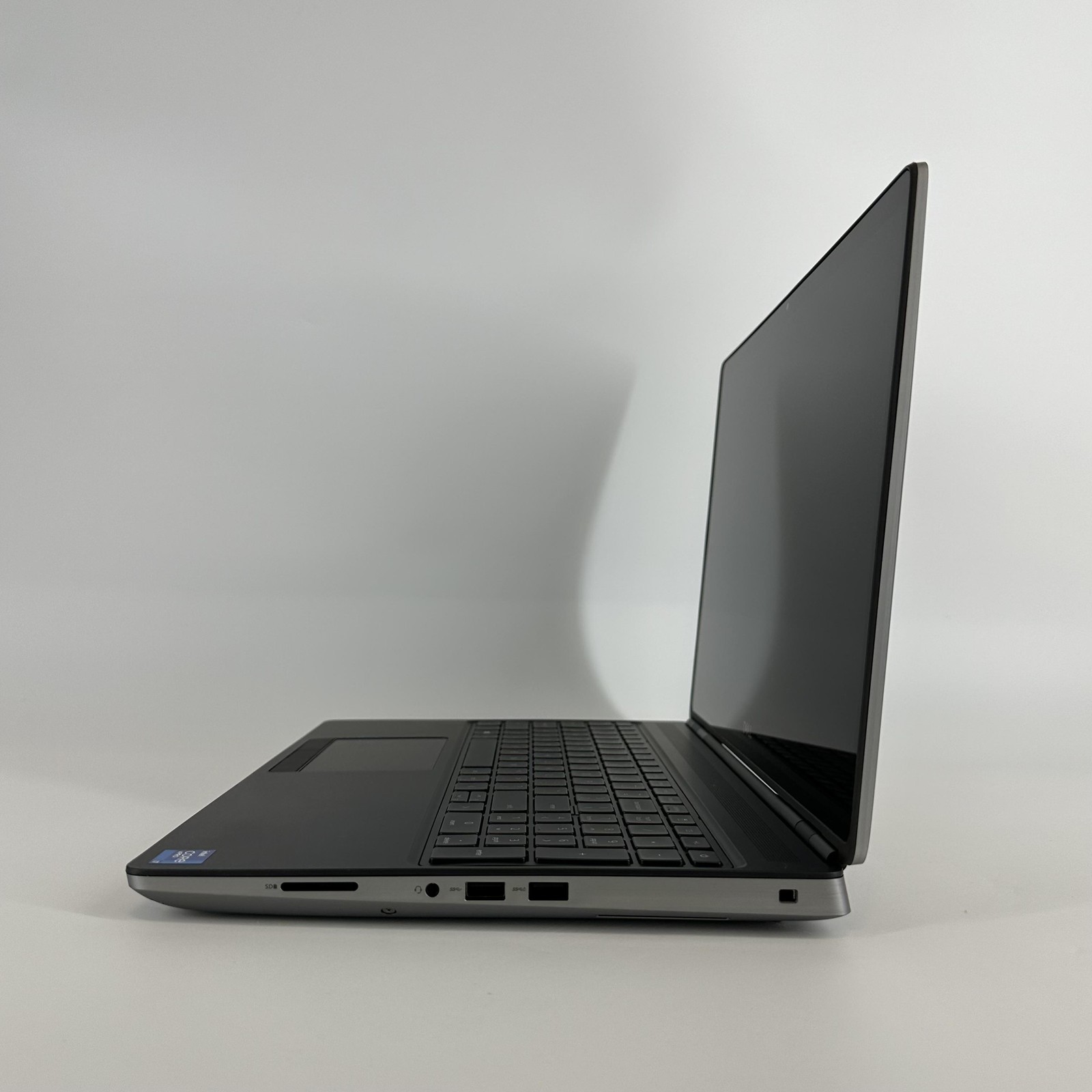 Dell Precision 7560 15 FHD TOUCH i7-11850H 64GB 512GB/512GB/512GB Quadro T1200