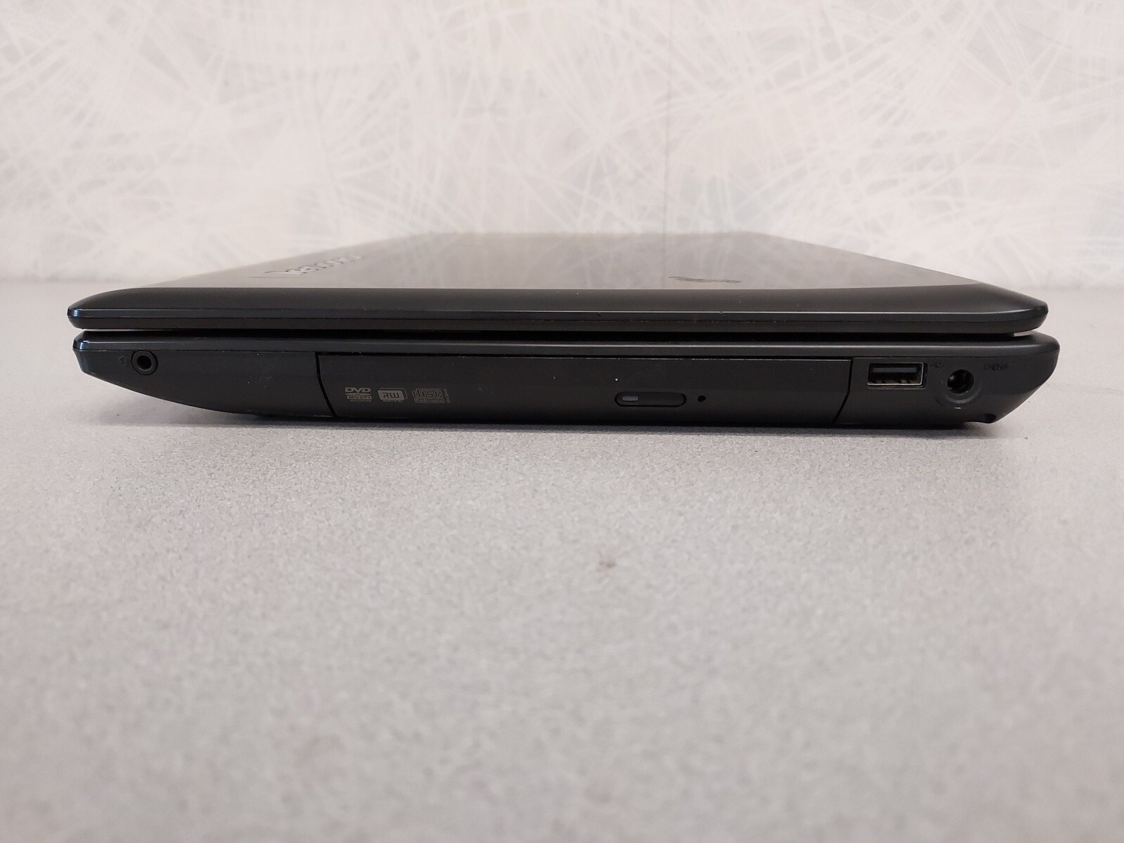 Lenovo G585 Laptop – AMD E-300 – 2GB RAM – 500GB HDD – WIN 10 HOME – BAD BATT