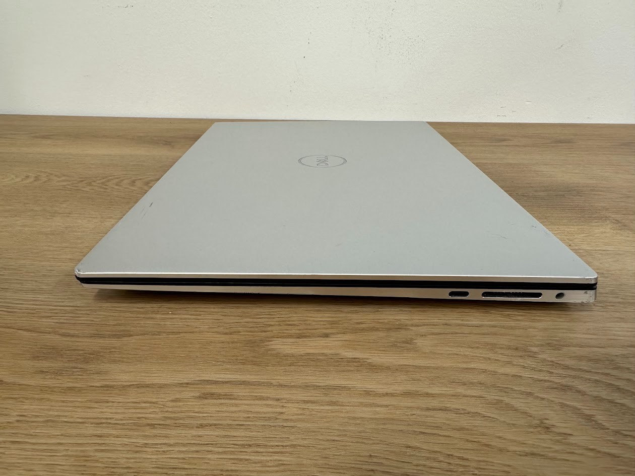 Dell XPS 15-9510, Core i9 11900H, 32GB DDR4, RTX 3050 Ti, 512GB SSD 2020
