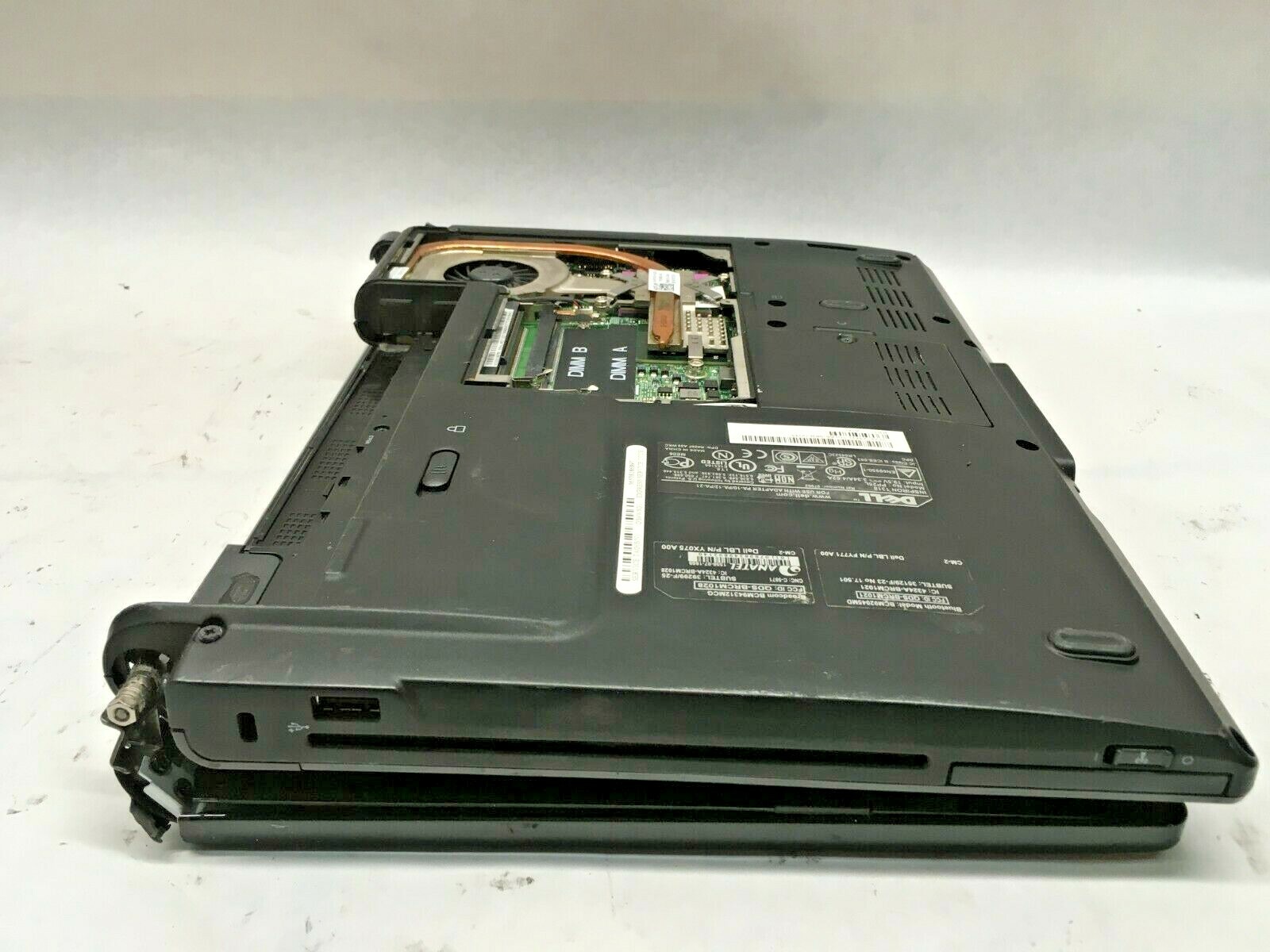 Dell Inspiron 1318 Laptop For Parts/Repair Broken LCD Screen/Hinges NO HDD JR