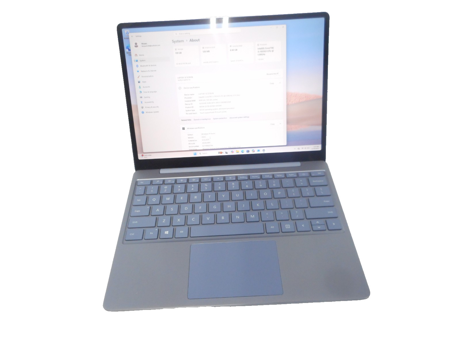 Microsoft Surface Go 1943 12.4″ i5-1035G1 1.0GHz 8GB RAM 128GB SSD