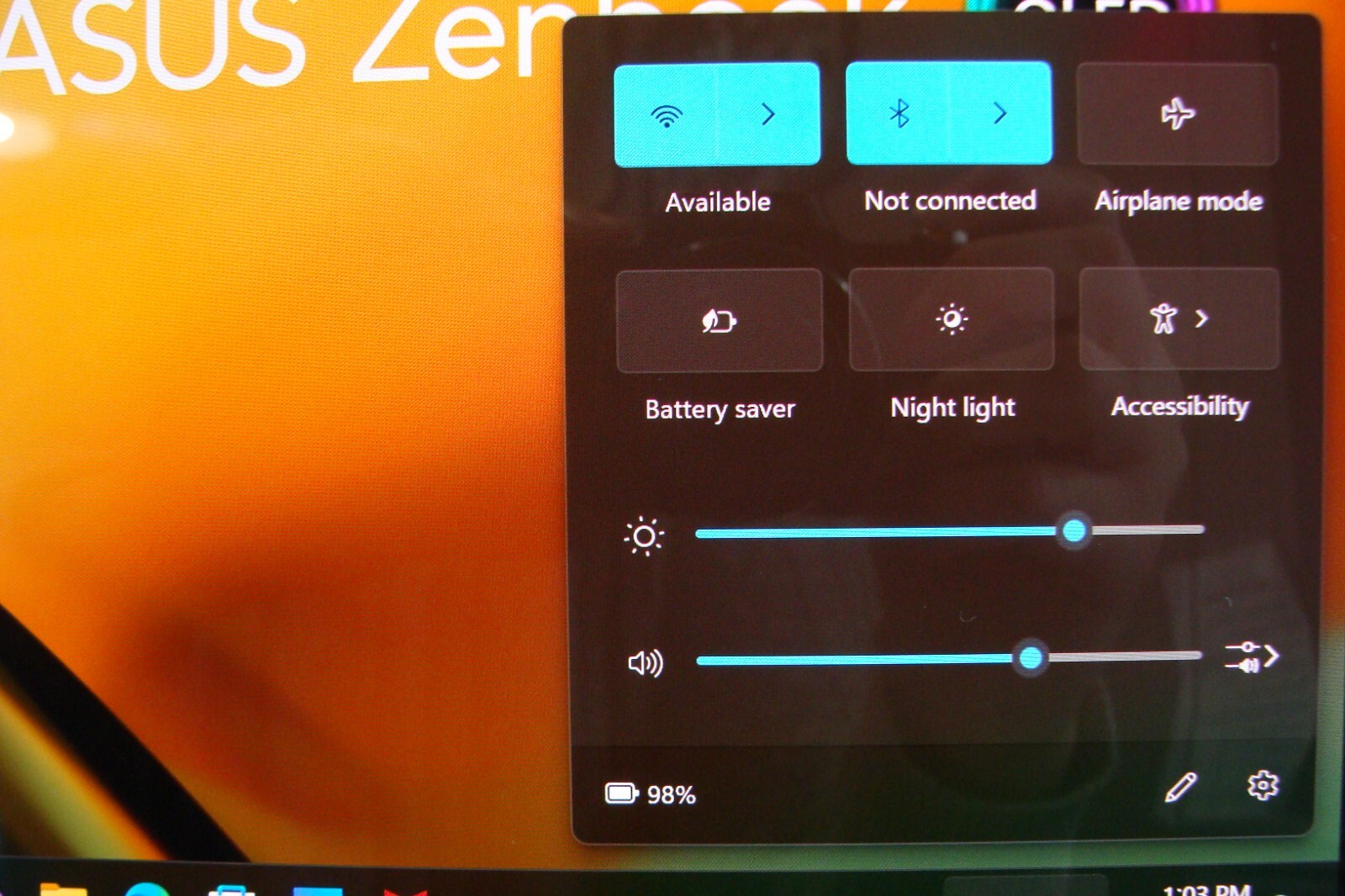 ASUS Zenbook UX3402VA 14″ 2.8K OLED 90hz i9-13900H 16GB 1TB SSD Warranty 07/2025