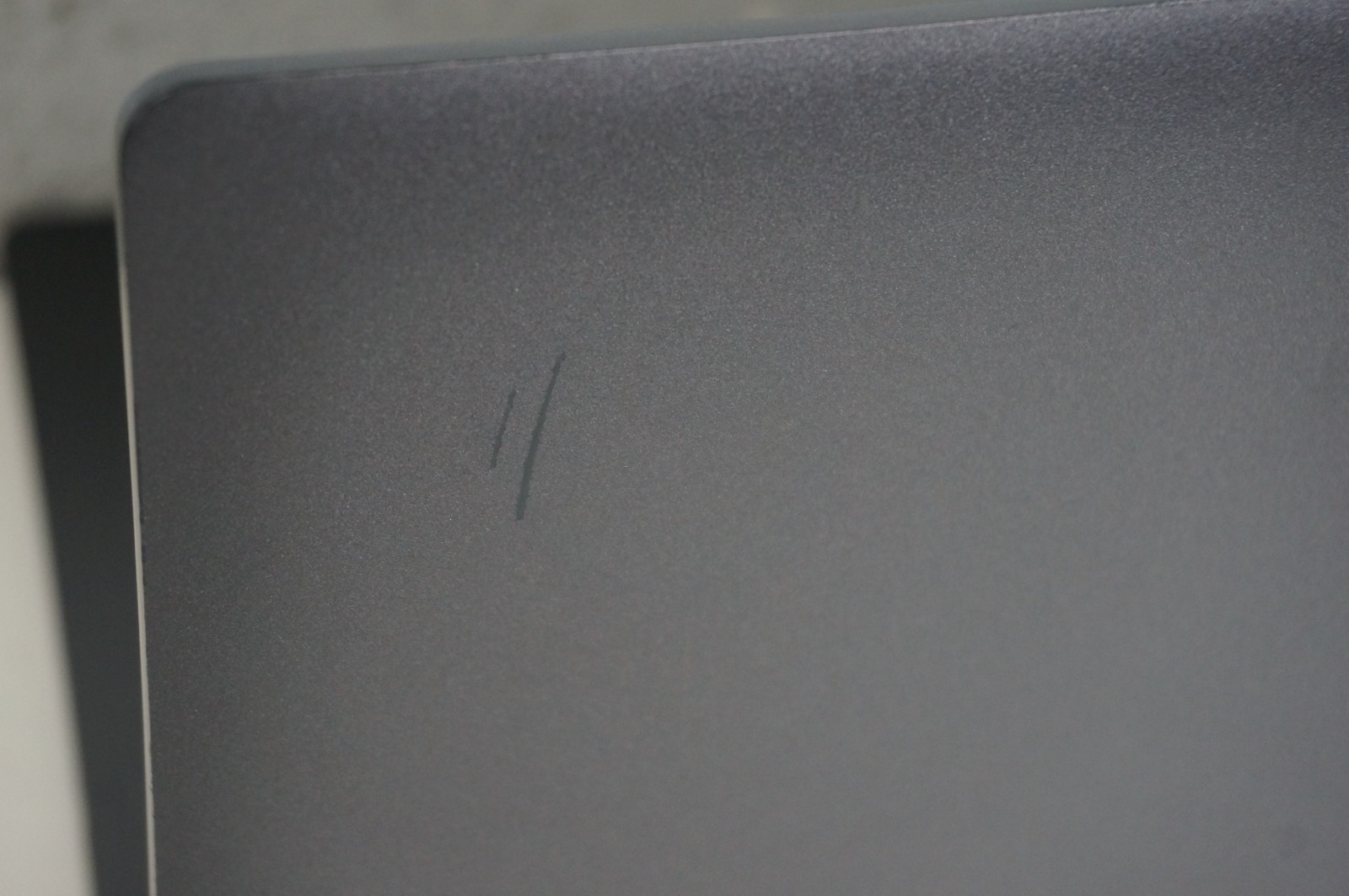 Dell Latitude 5400 – Intel Core i5-8365U @1.60GHz 8GB RAM – No HD/No OS