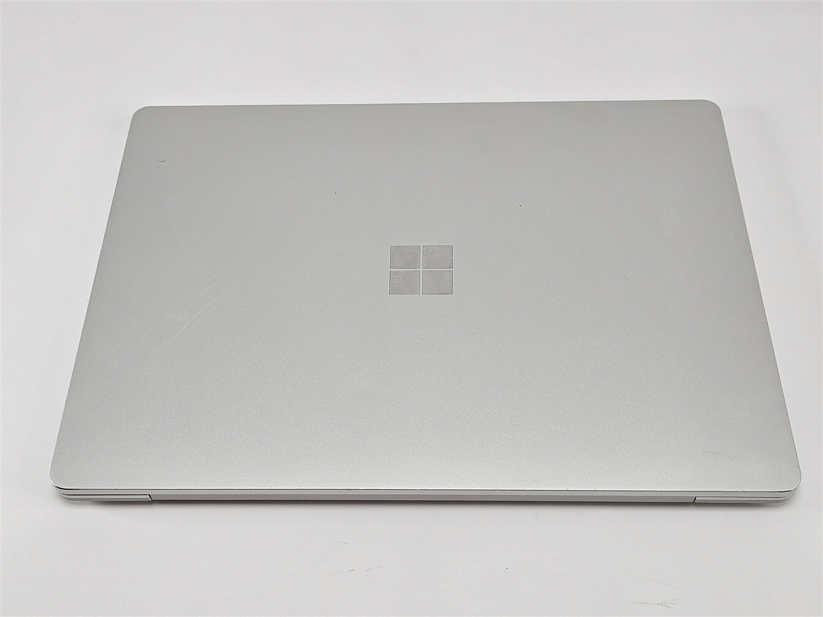 Surface Laptop Go 2 16GB RAM 256GB SSD i5-1135G7 Microsoft Win11 Home