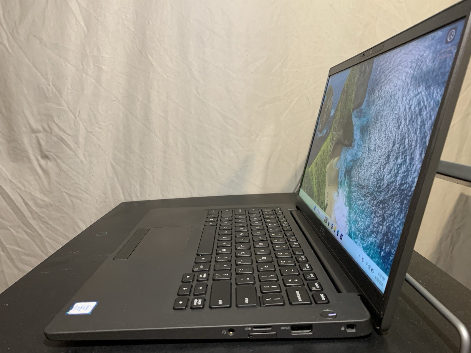Dell Latitude 7400 i5-8365U 8GB 256GB SSD Win11 14in FHD Black