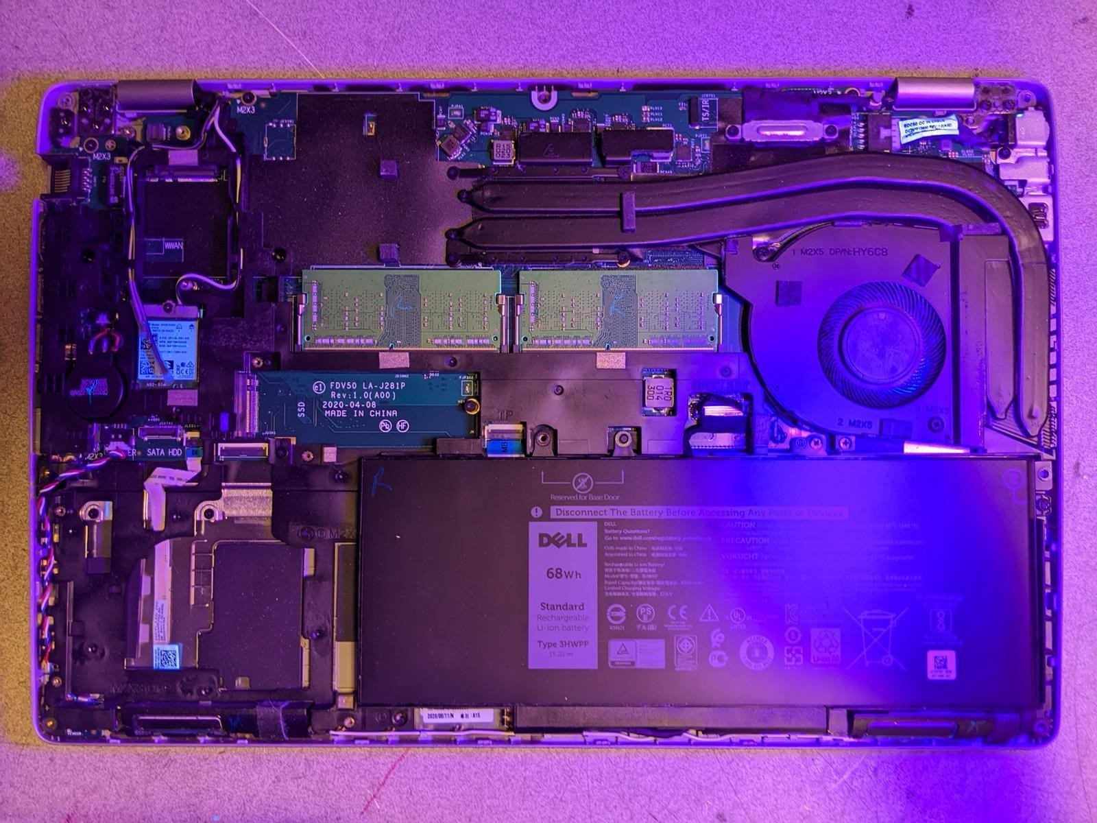 DELL LATITUDE 5511 i7-10850H @ 2.70 GHz, 8GB RAM, NO HDD/OS