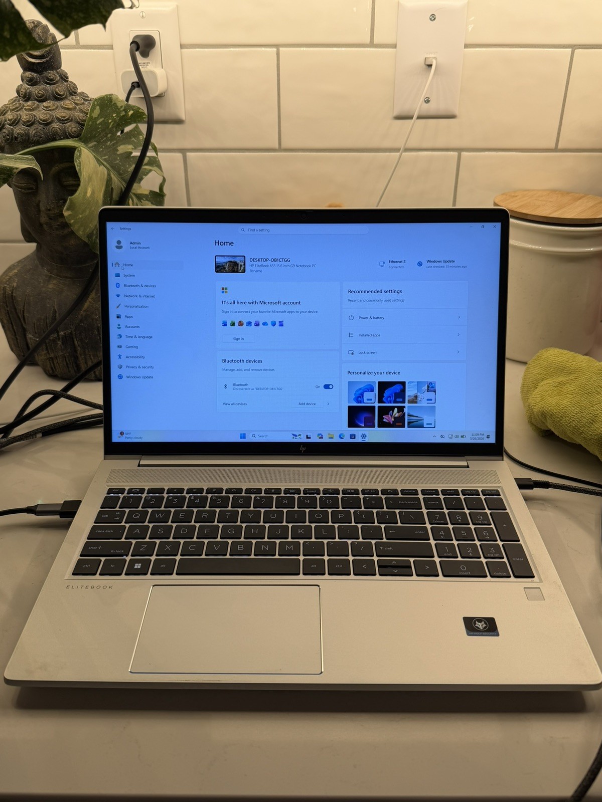HP ELITEBOOK 655 (G9) 15.6″ HD AMD RYZEN 5 PRO 512GB SSD 16GB RAM WIN11 Pro