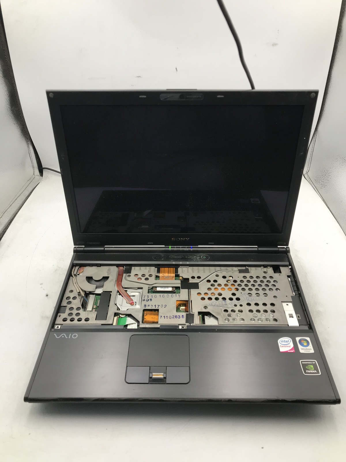 SONY VAIO PCG 6W3L – FOR PARTS/REPAIR – INTEL CENTRINO – 2GB RAM – READ DESC -BB