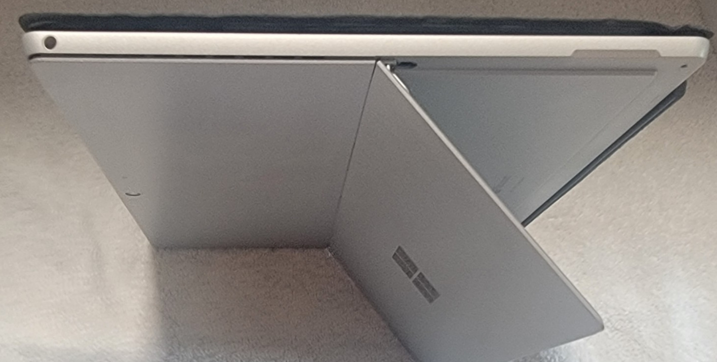 Microsoft Surface Pro 7 1866 12.3″ Touchscreen| i5-1035G4 | 8GB | 128GB | Win 11