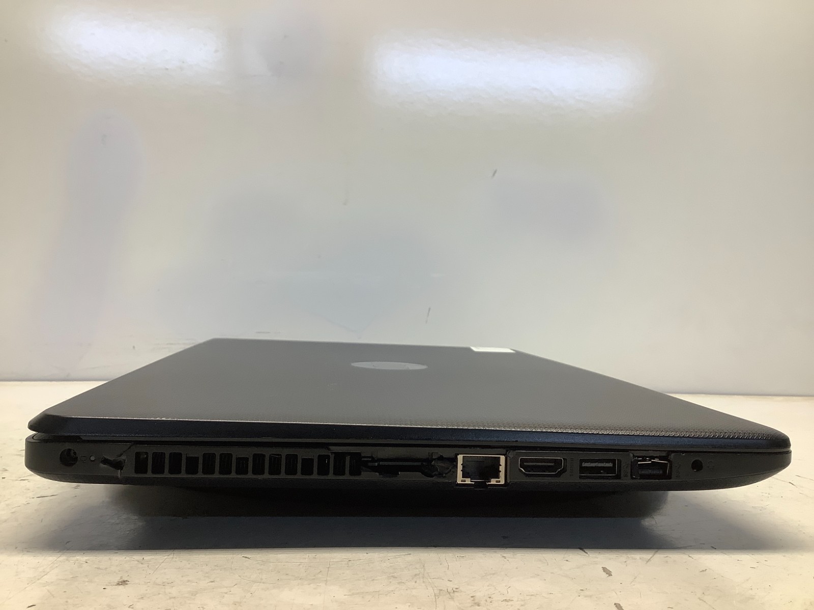 HP 15-BW011DX AMD A6-9220 2500MHz 4 GB NO HDD