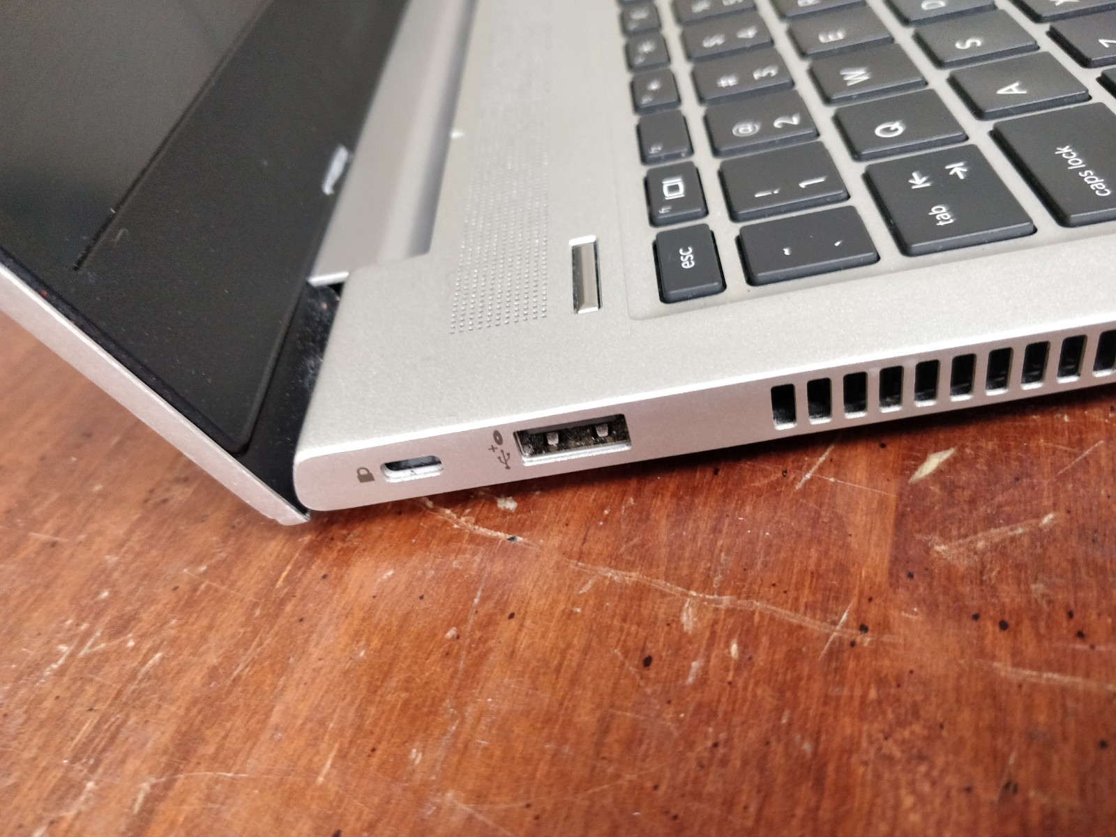 HP ProBook 450 G6 INTEL CORE I5-8265u@1.50GHz 8GB RAM NO DRIVE PARTS 8942