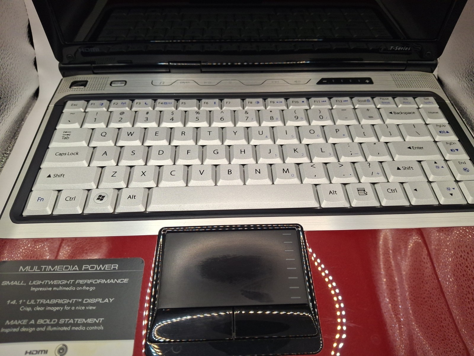 14″ Gateway T-Series W350A AMD Athlon 64 X2 1.90GHz/3GB/160GB/DVD/WiFi/Win7Pro