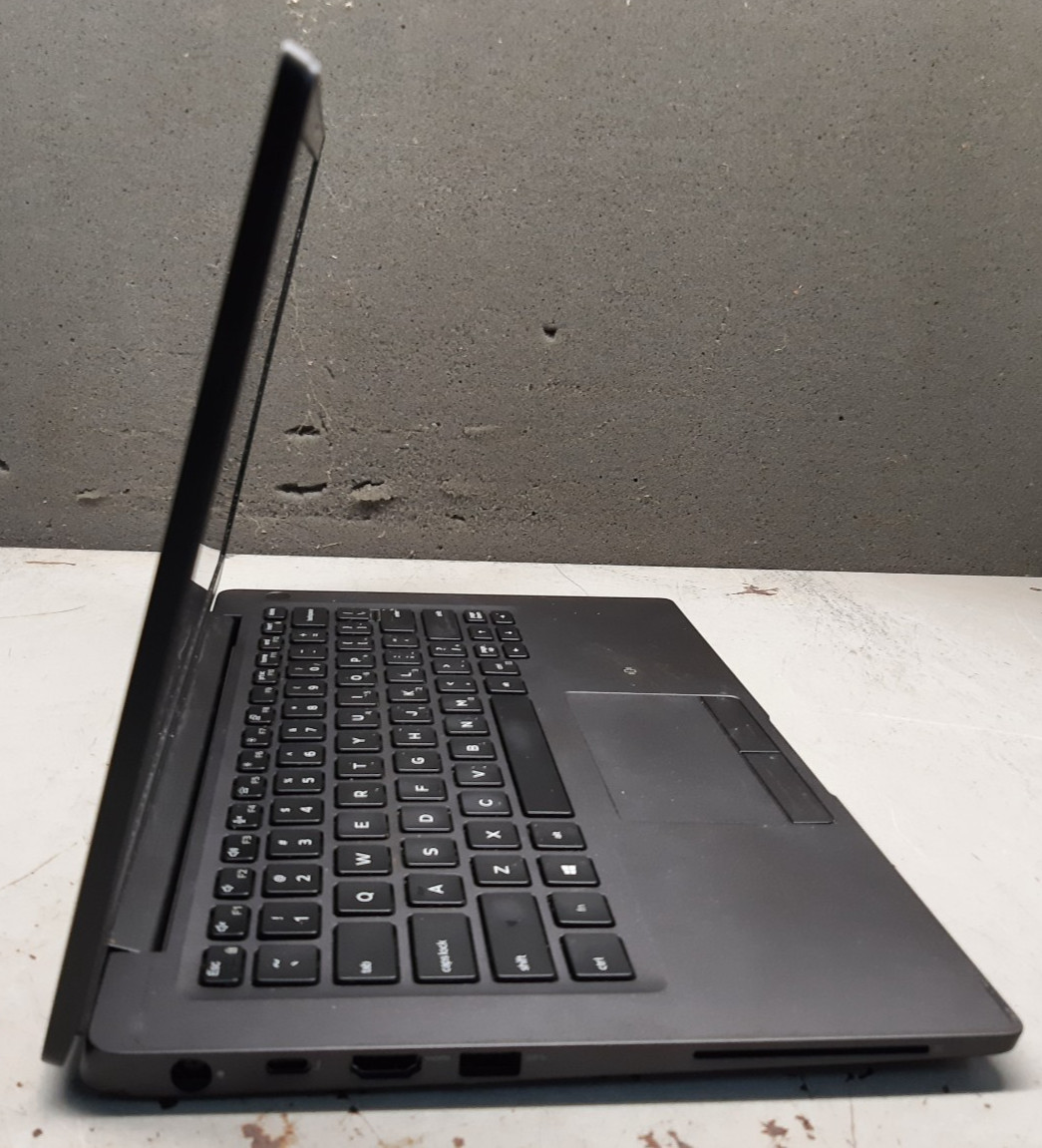 Dell Latitude 7400 14″ i7-8665u 16GB RAM 256GB SSD Windows 11