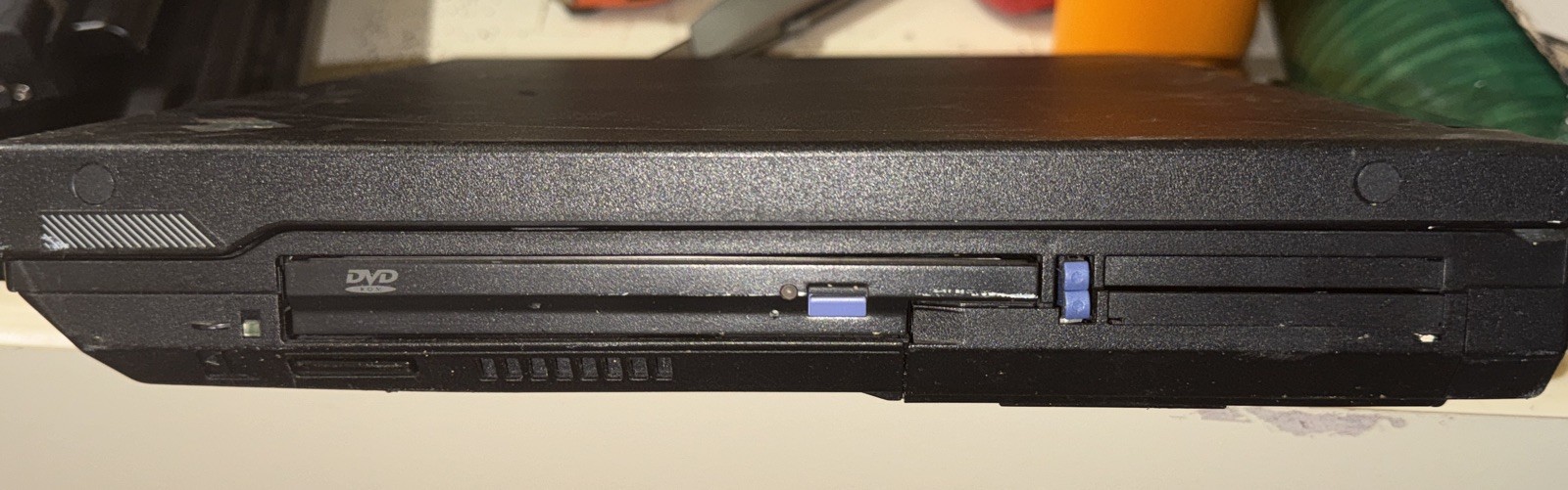 IBM Thinkpad A31 15″ Laptop Intel Pentium 4 Untested For Parts Or Repair Only